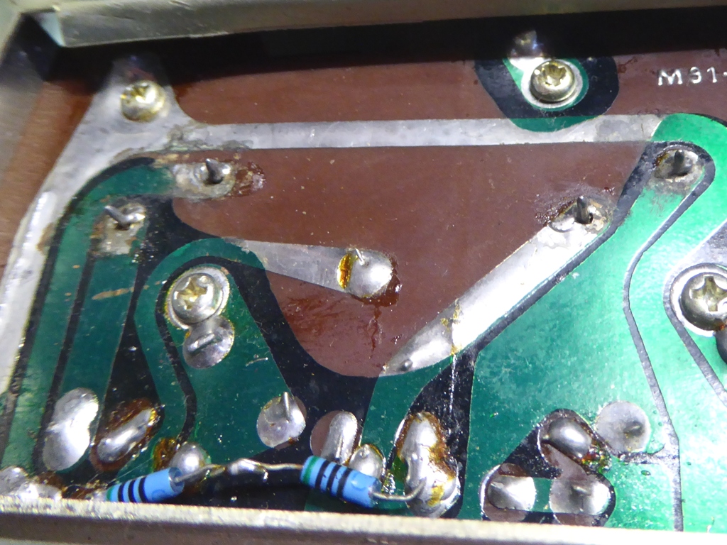 bad transistor soldering and diodes removing all bias current.